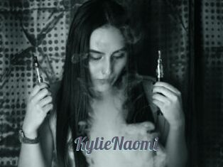 KylieNaomi