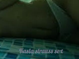 Kasia_strauss_sex