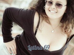 Latina_69
