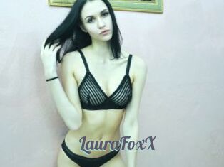 LauraFoxX