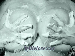 Lottielovexxx