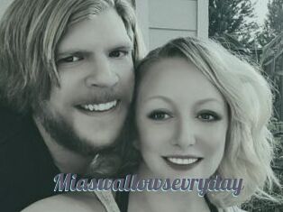 Miaswallowsevryday