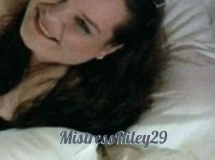 MistressRiley29