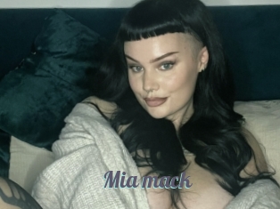 Mia_mack