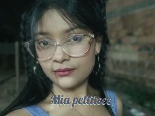 Mia_pettiteee