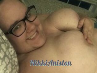 Nikki_Aniston