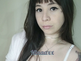 Ninaaxx