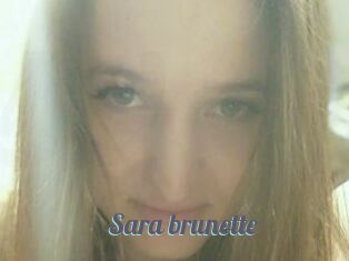 Sara_brunette