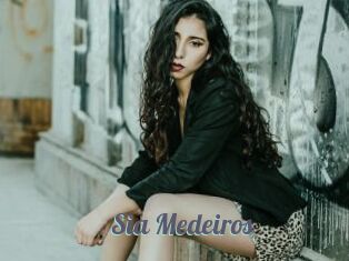 Sia_Medeiros