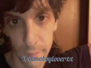 Xxemoboyloverxx